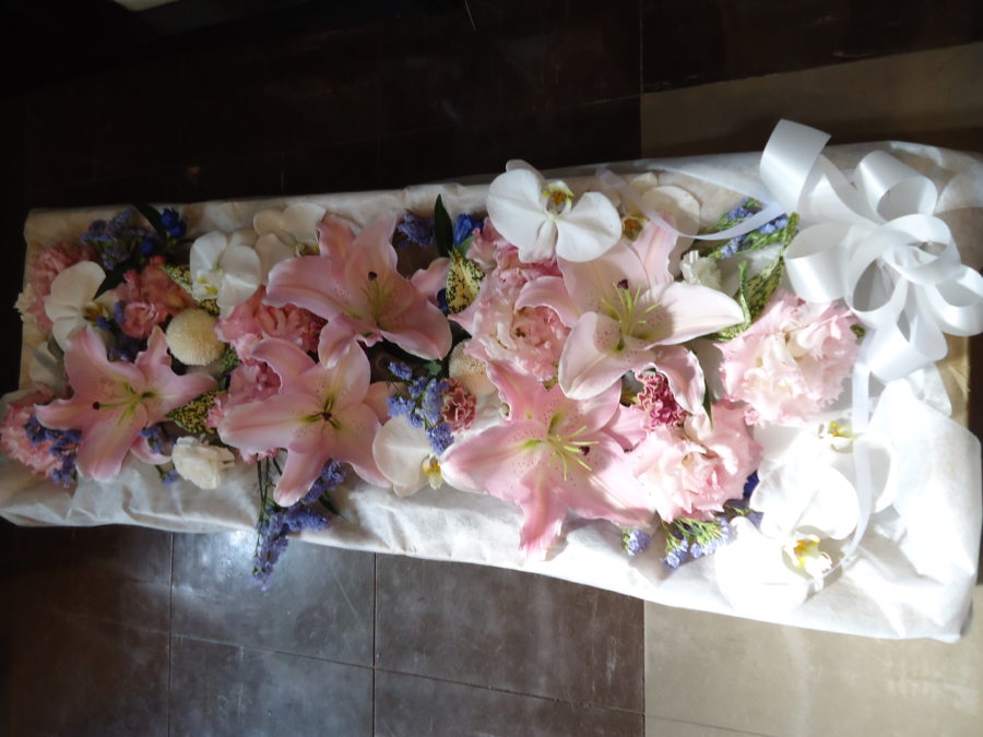 棺 に 入れる 花 花屋